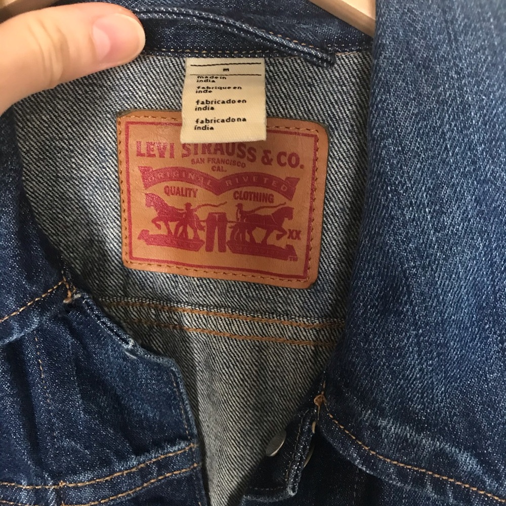 Levi’s trucker jacket - Picture 5 of 8